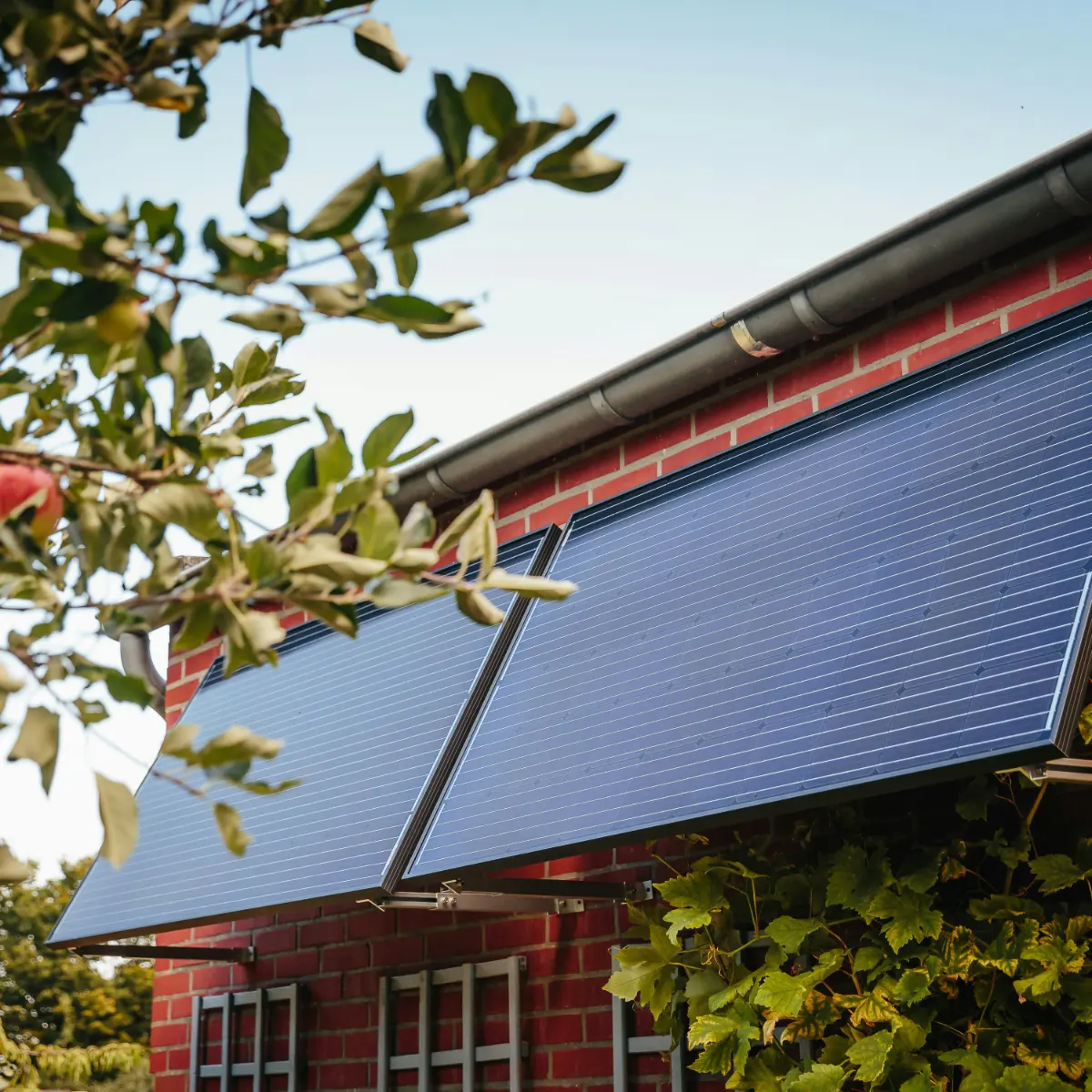 Solpaneler på villatak